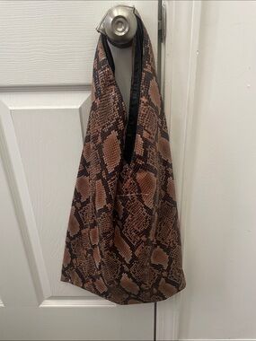 MM6 Maison Martin Margiela Brown Snake-Print Shoulder Bag
